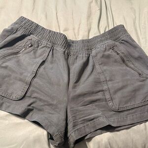 Women’s Elastic-Waist Athletic Shorts in army green